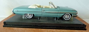 Estrella del Sol vintage? Ford Galaxie 500XL azul fundido a presión escala 1/18 1421 - 1964 sin caja - Imagen 1 de 11