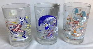 🍒 NUEVO Juego de 3 vasos Disney McDonald's 25 años recuerda el inserto mágico 🍒 - Imagen 1 de 8