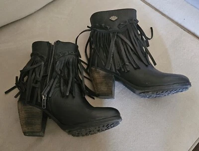 Harley Davidson Women Black Leather Boots Size-7 M MINT - Image 1 of 4