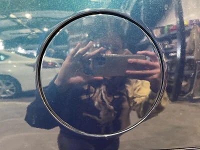 2007 - 2014 Chevy Suburban 1500 Atlantic Blue-26U Fuel Tank Door - Imagem 1 de 2