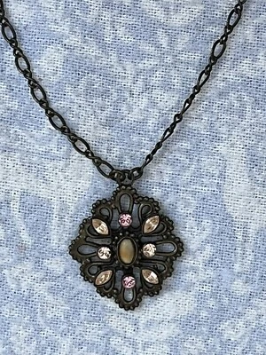 "Collar Sorrelli para mujer colgante de cristal de 18"" raro de colección rosas y oro - latón" Foto 1 de 4