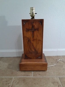 Vintage Lasergravur Schoner Segelboot Maritim schwerer Holzsockel Lampe getestet - Bild 1 von 8