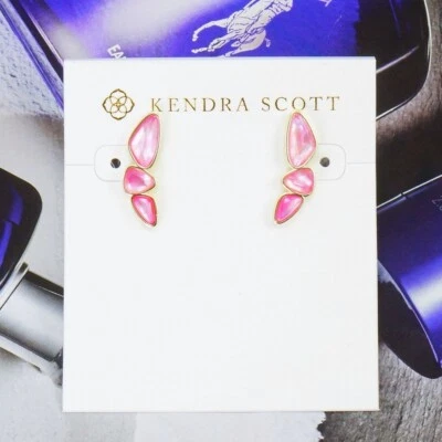 Распродажа!! Новые без ценников золотистые серьги Kendra Scott Ivy с глубокими розовыми румянами и жемчугом - Изображение 1 из 4