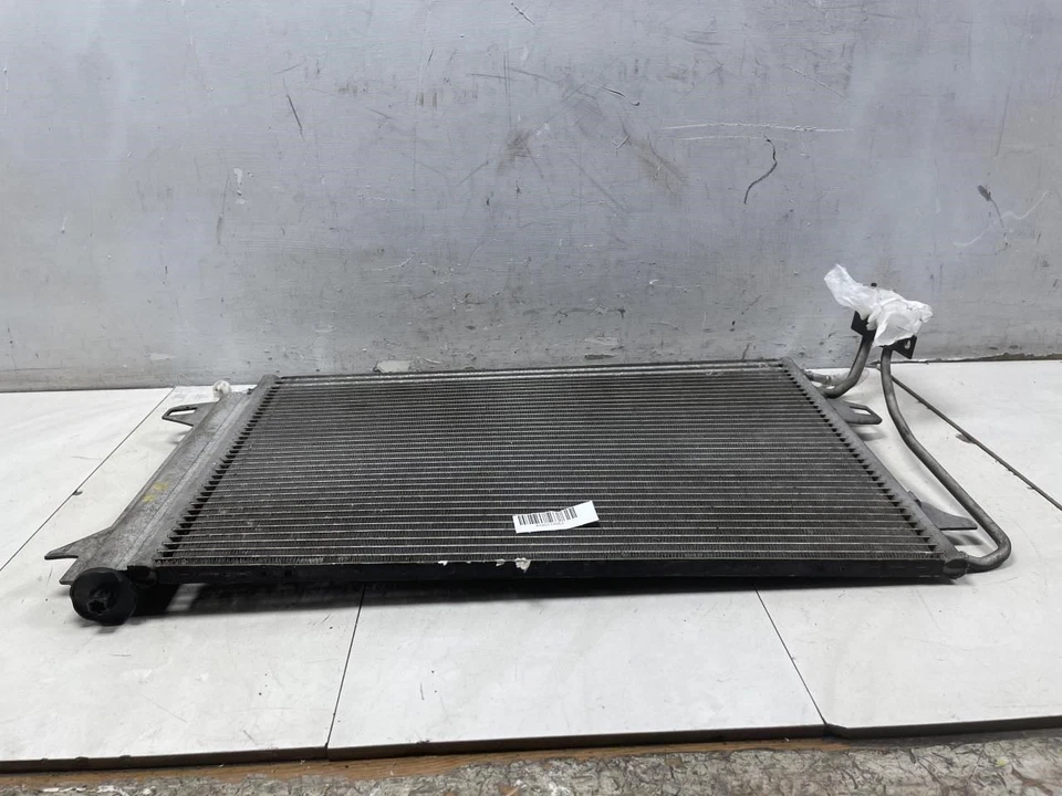 Lincoln MKZ 2010 condensador de aire acondicionado delantero OEM  Foto 1 de 4