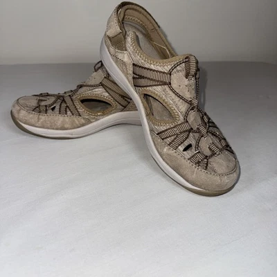 Sandalias para mujer Earth Origins 6M Skye Sonoma bronceadas gancho y bucle zapato al aire libre Foto 1 de 4