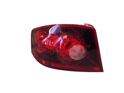 Левый задний фонарь в сборе для Dodge Avenger 2011–2014 годов выпуска - Изображение 1 из 4