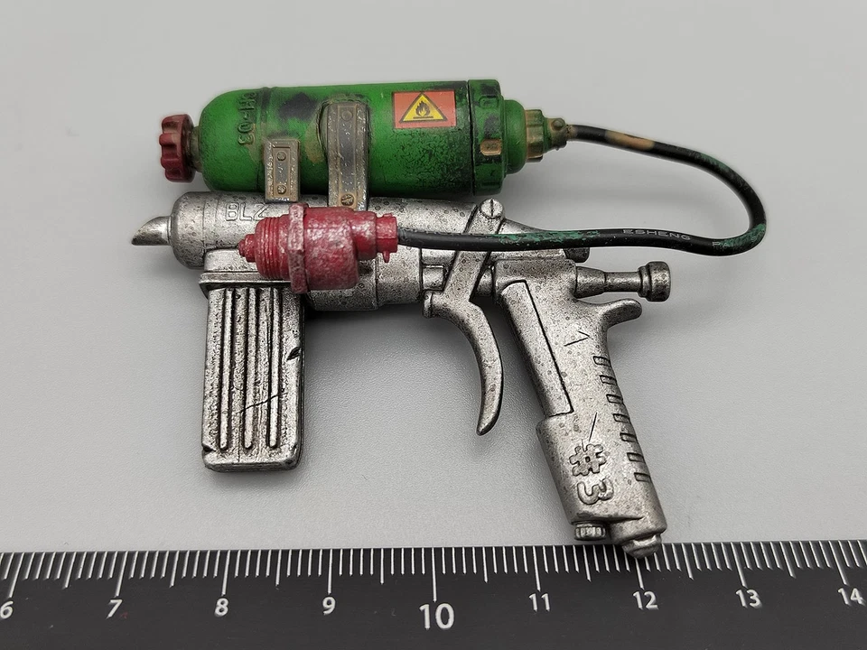 Blitzway BW-UMS 11501 1/6 Hunters: Día después de la Tercera Guerra Mundial Dr.BB modelo lanzallamas Foto 1 de 1