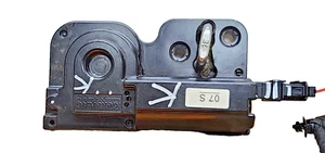 2004-2007 VW TOUAREG ELECTRICAL REAR TRUNK LID LATCH LOCK ACTUATOR 7C0827511 - Picture 1 of 7