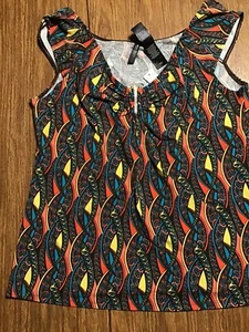 BISOU BISOU SLEEVELESS TOP SIZE XL NWT BRIGHT FLATTERING BUSTLINE ADORABLE - Picture 1 of 5