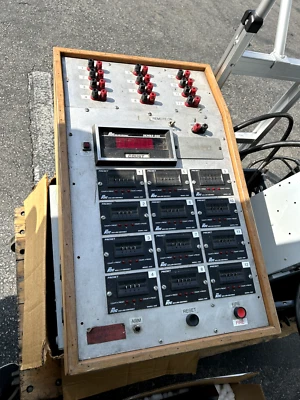 Custom special effects detonator console - Image 1 of 4