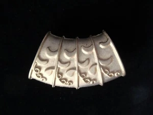 Schal Schlauch von Ann Cahill - Deko goldfarben Metall Schal Schieber Knoten Anhänger - Bild 1 von 6