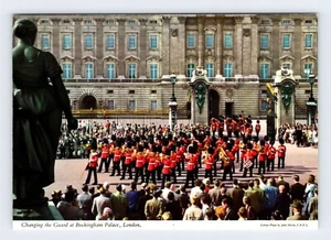 Changing the Guard Buckingham Palace London England Vintage 4x6 Postcard JNP11 - Picture 1 of 2