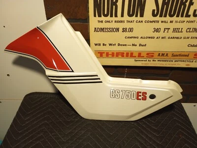  1983 Suzuki GS750ES Side Cover      83 Suzuki GS750ES Left Side Cover - Image 1 of 4