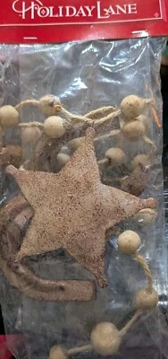 Holiday Lane Texas Wood Garland Cowboy Horseshoe Star Western Gold 1998 6 Ft - Image 1 of 4
