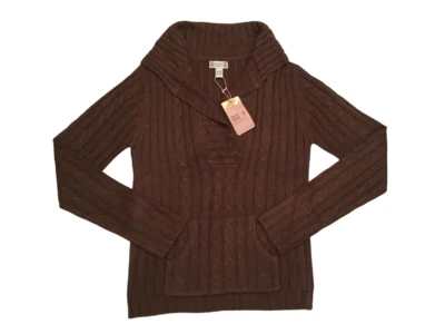 Cárdigan tejido con cable marrón Duck Head Jeans Co para mujer bolsa frontal suéter grande Foto 1 de 4