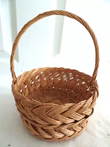 Cesta de almacenamiento de mimbre tejida con mango de 7"" de diámetro x 4"" de profundidad - Imagen 1 de 5