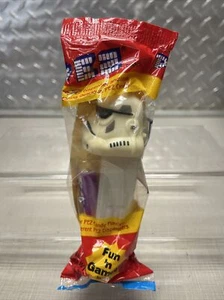 Vintage Star Wars Storm Trooper PEZ Dispenser 1997 New in Package RED [Sun Fade] - Picture 1 of 2