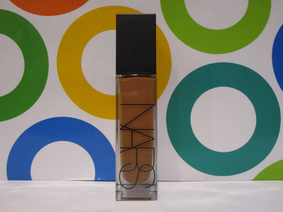 NARS ~ BASE NATURAL RADIANTE DE LARGA DURACIÓN ~ MD 4 MACAO ~ 1 OZ Foto 1 de 1