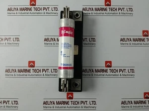 FERRAZ SHAWMUT 62001 CLASS RK5 FUSE with Base Holder 600V-200A 1 POLE - Picture 1 of 12