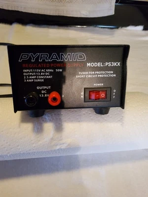 Pyramid 3 安培 13.8 伏调节电源,黑色,PS3KX 按原样 — 第 1/4 张图片