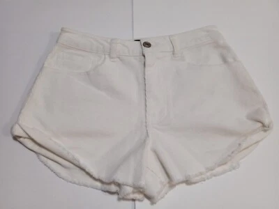 Pantalones Cortos Forever 21 Mujer Blanco Pana Elastizados 5 Bolsillos Dobladillo Crudo Talla 27 Foto 1 de 4