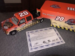 ACTION TONY STEWART #20 HOME DEPOT JURASSIC PARK III 2001 CREW CAB SHOW TRAILER - Picture 1 of 9