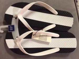 Neu Gap Herren Flip Flops schwarz weiß Streifen 10 Neu mit Etikett - Bild 1 von 1