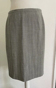 Women's Giorgio Armani Gray Tone on Tone Stripe Career Skirt Size 42 US 8 M - Picture 1 of 7