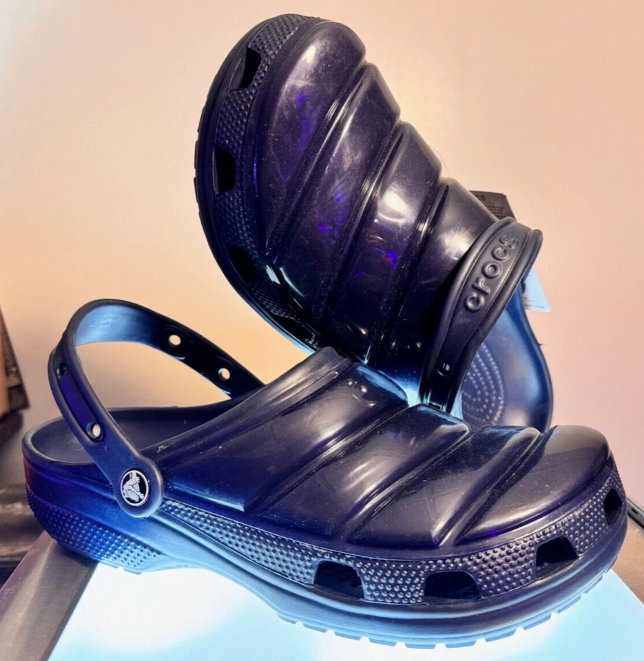 Zuecos Crocs Neo Puff para hombre talla 10 color: azul 206624-410 nuevos con etiquetas para mujer 12 mulas Foto 1 de 4