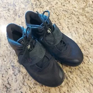 Nike Kyrie Irving Flytrap 3 schwarz metallic gold Basketballschuhe Gr. 7 BQ3060-008 - Bild 1 von 17