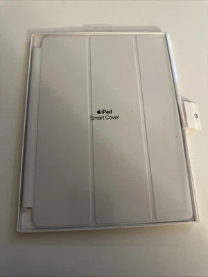 Apple Smart Cover for iPad 9.7-inch - White MQ4L2ZMA Q40 - Image 1 of 4