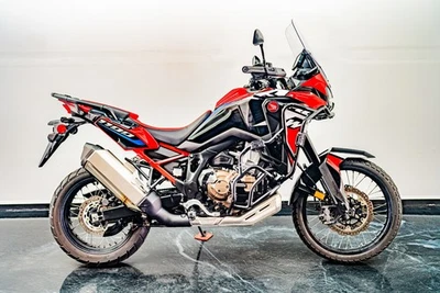 2022 Honda Africa Twin DCT  - Изображение 1 из 4