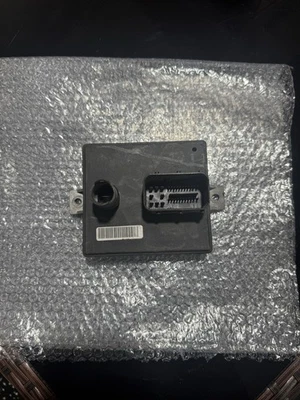 LBZ Glow Plug Control Module 2006 2007 Chevy GMC DURAMAX 6.6 Diesel 12604002 - Image 1 of 2