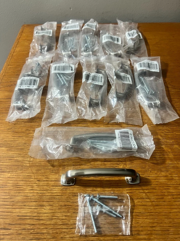 Pride P86373SN 4-1/2" Vail Cabinet Tirador con 3-3/4" Níquel Satinado Lote de 12 Foto 1 de 1