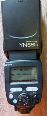 Yongnuo Flash For NIKON Speedlite YN685 Very Good Condition - Image 1 of 4