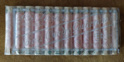 Paquet de bobines de fil de soie à coudre Laska Gutermann coloris rose 381 - Photo 1/4