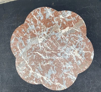 Mesa de centro provincial francesa vintage de mármol con borde festoneado redondo SOLO RECOGIDA Foto 1 de 4