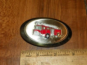 Vintage vernickelt & Messing versilbert Gürtelschnalle FEUERWEHRAUTO - Bild 1 von 2