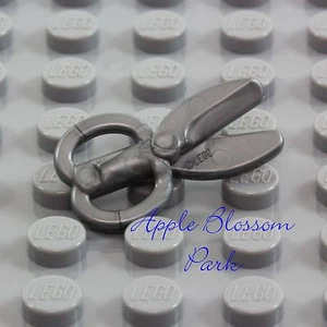 NEW Lego Minifig Silver SCISSORS Friends Minifigure School Gray Pair Shears Tool - Picture 1 of 1