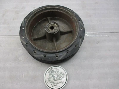 SUZUKI 1980-81 PE400 FRONT HUB BRAKE DRUM - Imagem 1 de 4