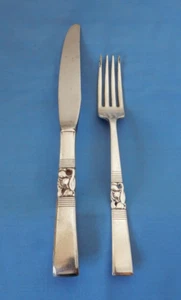 Community Oneida 1948 Silverplate Morning Star Dinner Knife & Fork - Picture 1 of 17