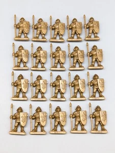 Juego de mesa Lionheart 1997 Medieval Warfare repuesto 20 piezas de infantería de oro - Imagen 1 de 5