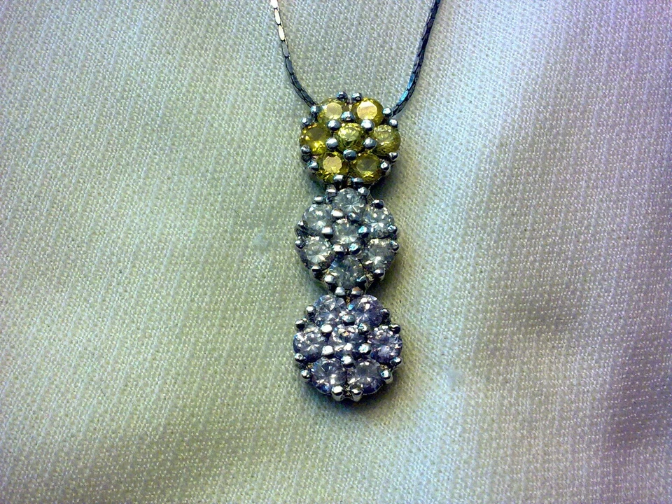 Collanina in argento 925/°°° con centrale - Immagine 1 di 1