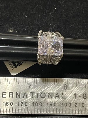 Anillo Charles Winston Bella Luce Plata Esterlina Radiante Circonita Circonita Talla 9 Foto 1 de 4