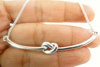 Collar con barra de cadena de 15" colgante de plata de ley 925 Love Knot Foto 1 de 4