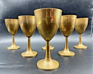 "Juego de 6 copas de vino de latón macizo vintage de pátina de 5,5"" de alto 5 OZ" - Imagen 1 de 10