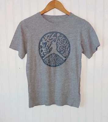 NIKE AIR JORDAN Camiseta Manga Corta Crew Estampado Gráfico Juvenil Niño Talla Mediana  Foto 1 de 3