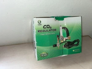 Titan Controls CO2 Regulator - 1 Amp/120 Volts/60 Hz - Picture 1 of 5