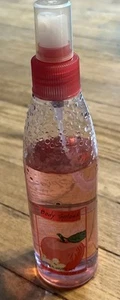 Vintage Bath and Body Works Country Apple Body Splash 8 oz Spray  3/4 Full Read - Picture 1 of 3