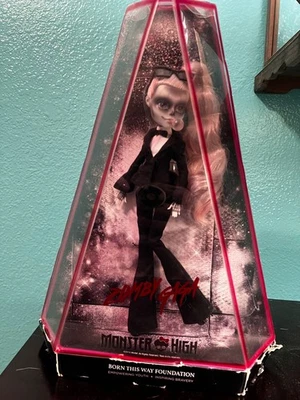 Монстр высокой FCD09 Lady Gaga Zomby кукла - Изображение 1 из 4